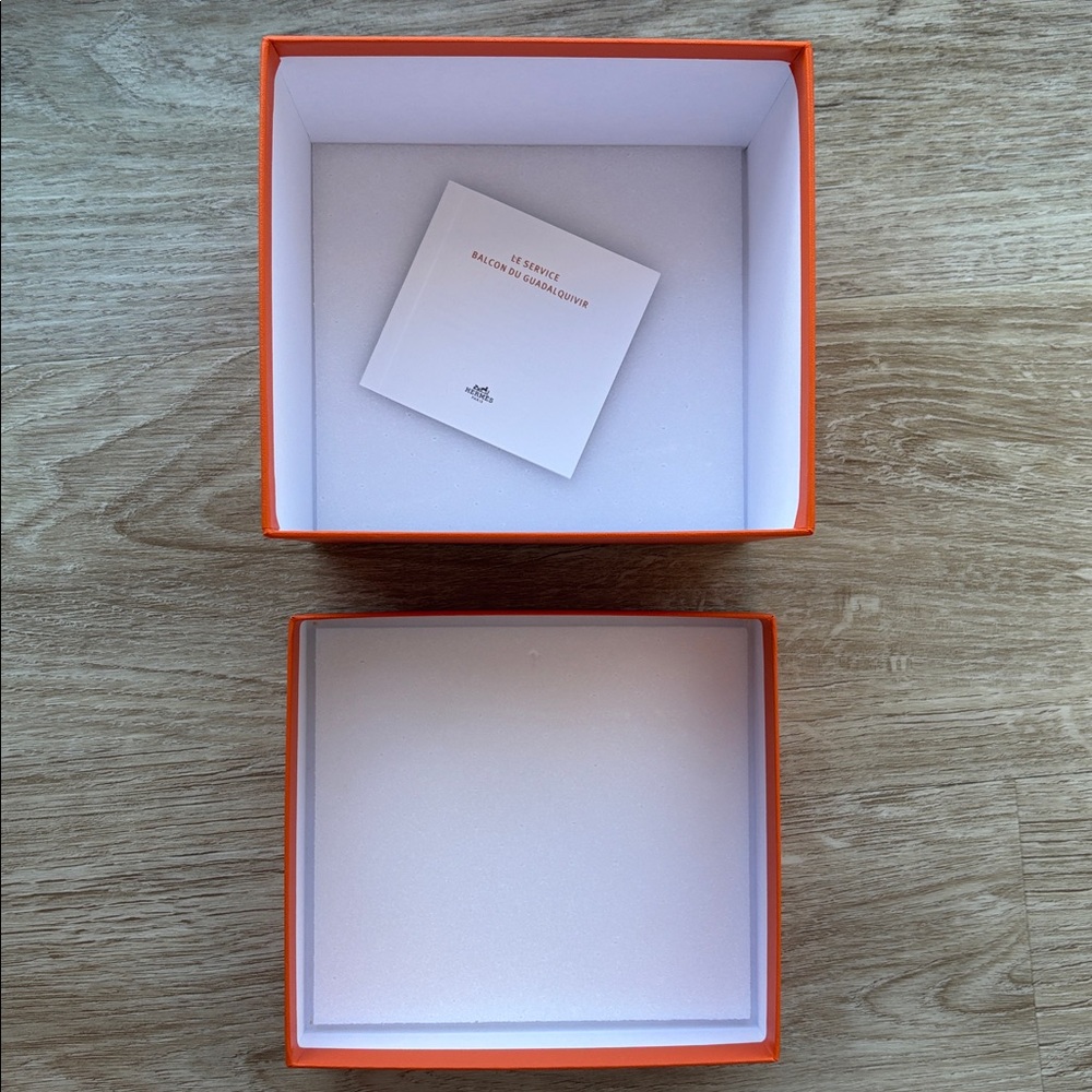 Authentic Hermes Gift Box Plus Prestige And Luxury BeautyTravel Samples - Picture 4 of 4